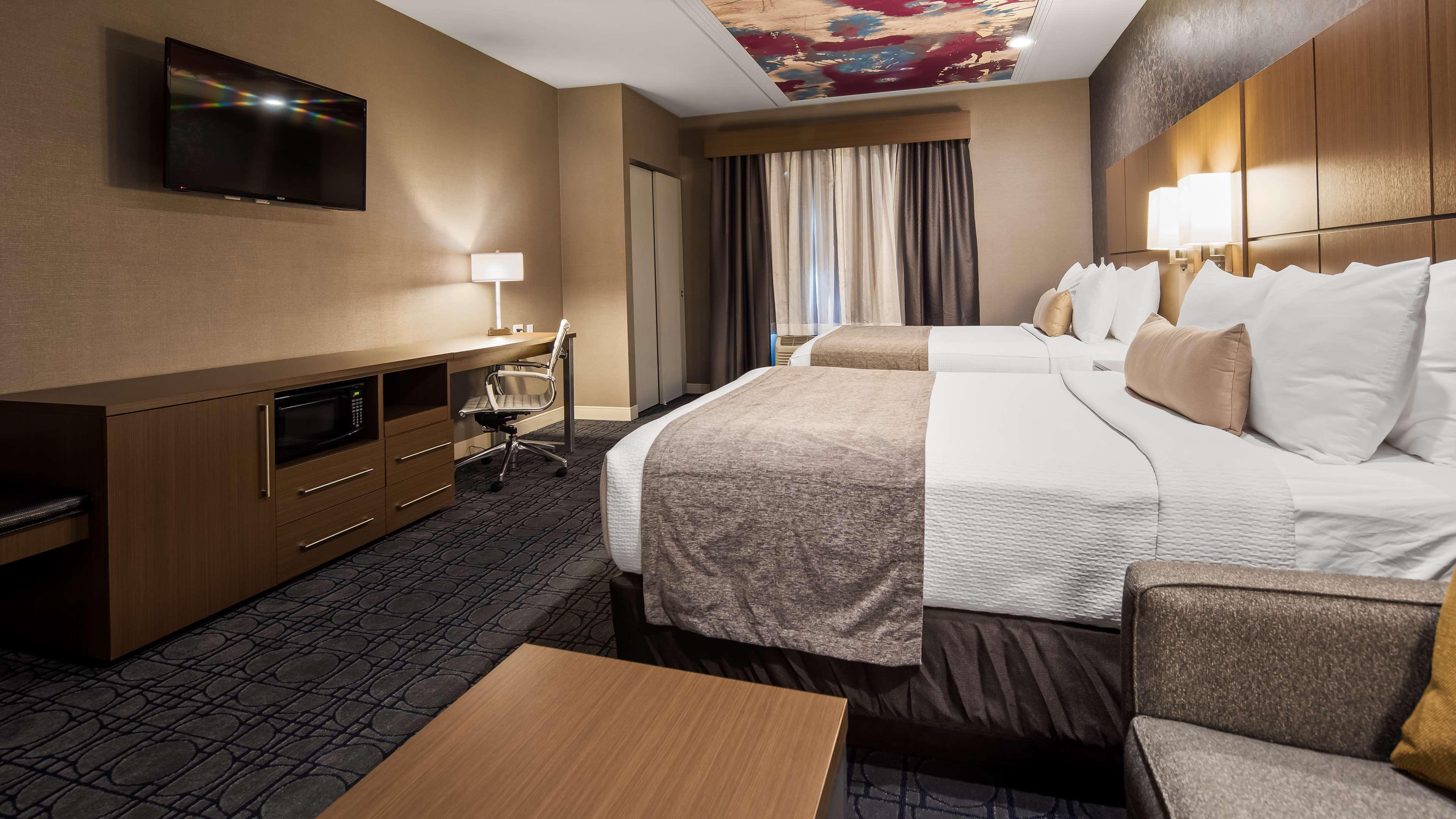 Best Western Plus Coalinga Inn Extérieur photo