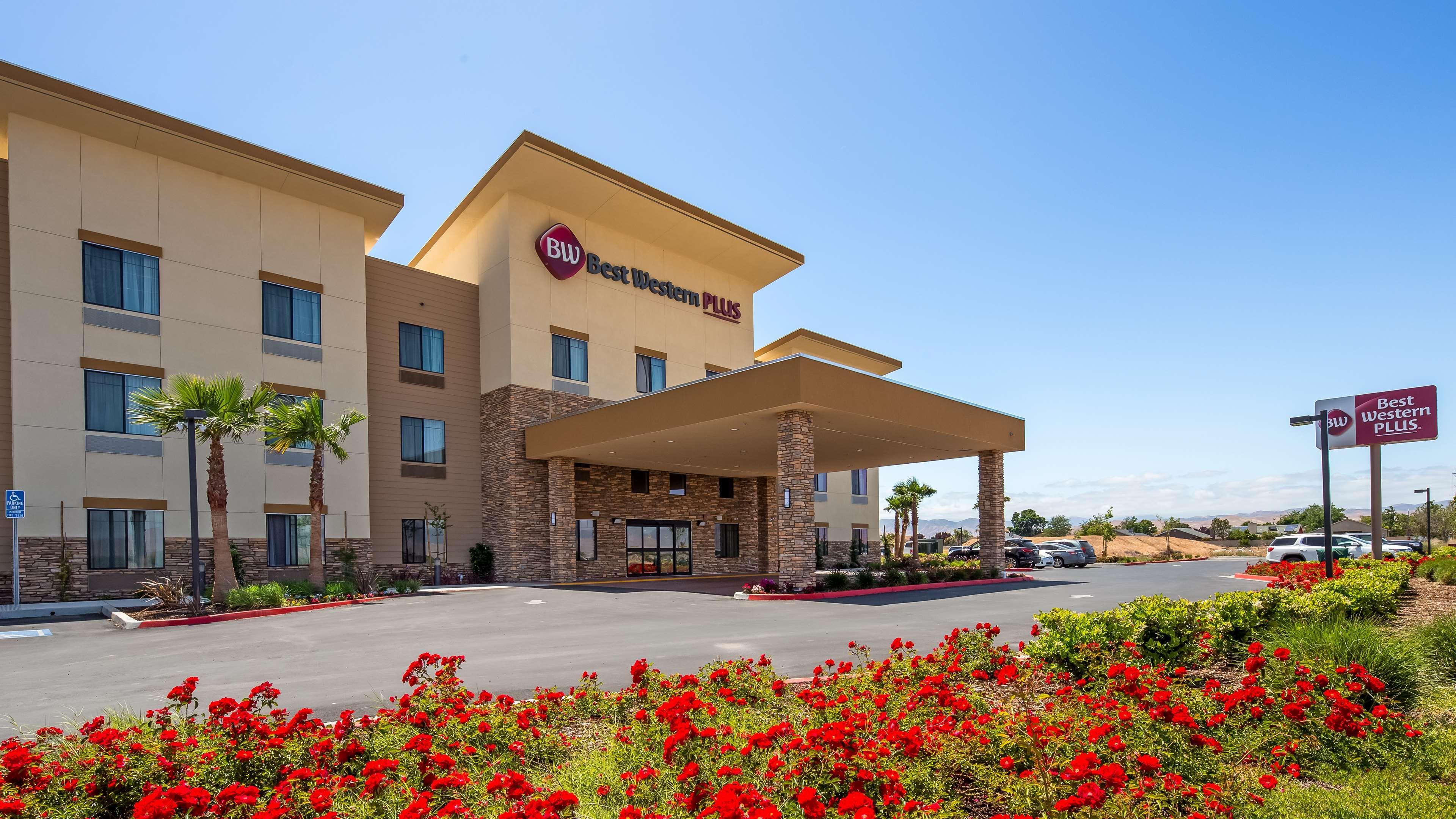 Best Western Plus Coalinga Inn Extérieur photo