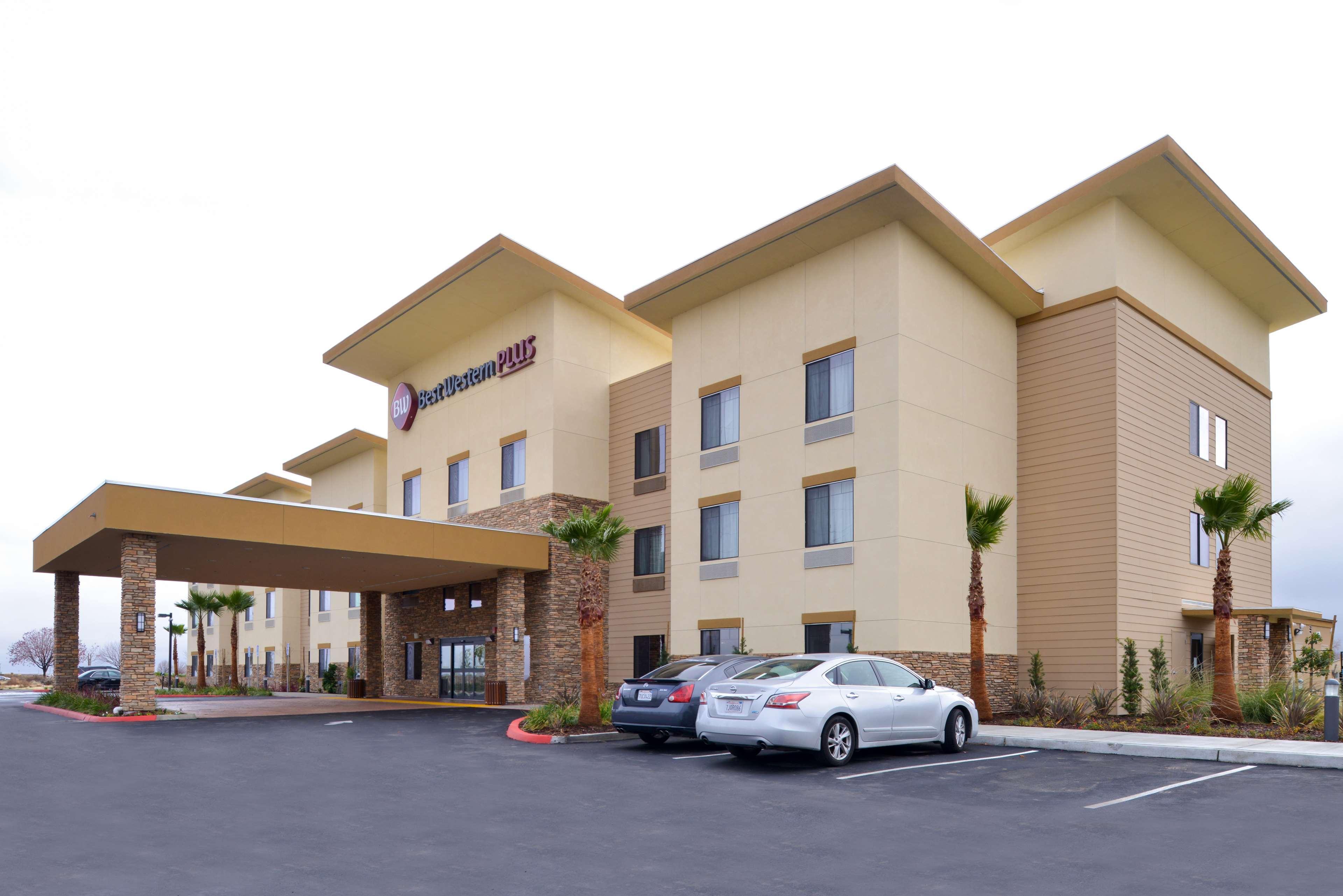 Best Western Plus Coalinga Inn Extérieur photo